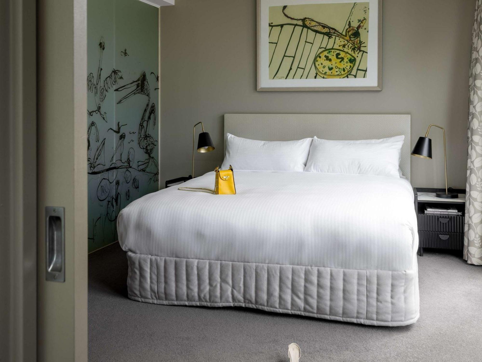The Olsen Melbourne Art Series Exterior foto A bedroom at the hotel